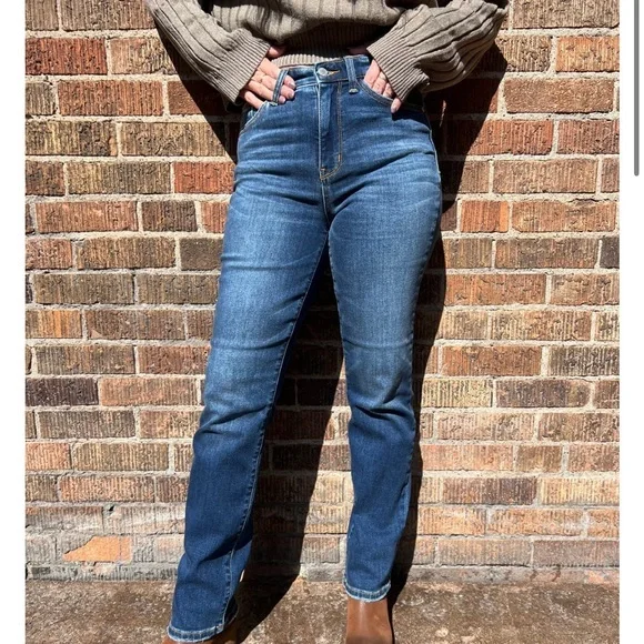 JUDY BLUE HIGH WAIST CONTRAST WASH THERMAL STRAIGHT - MEDIUM DARK jeans - Picture 1 of 9